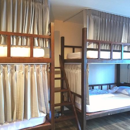 Phobphan Hostel Bangkok Luaran gambar