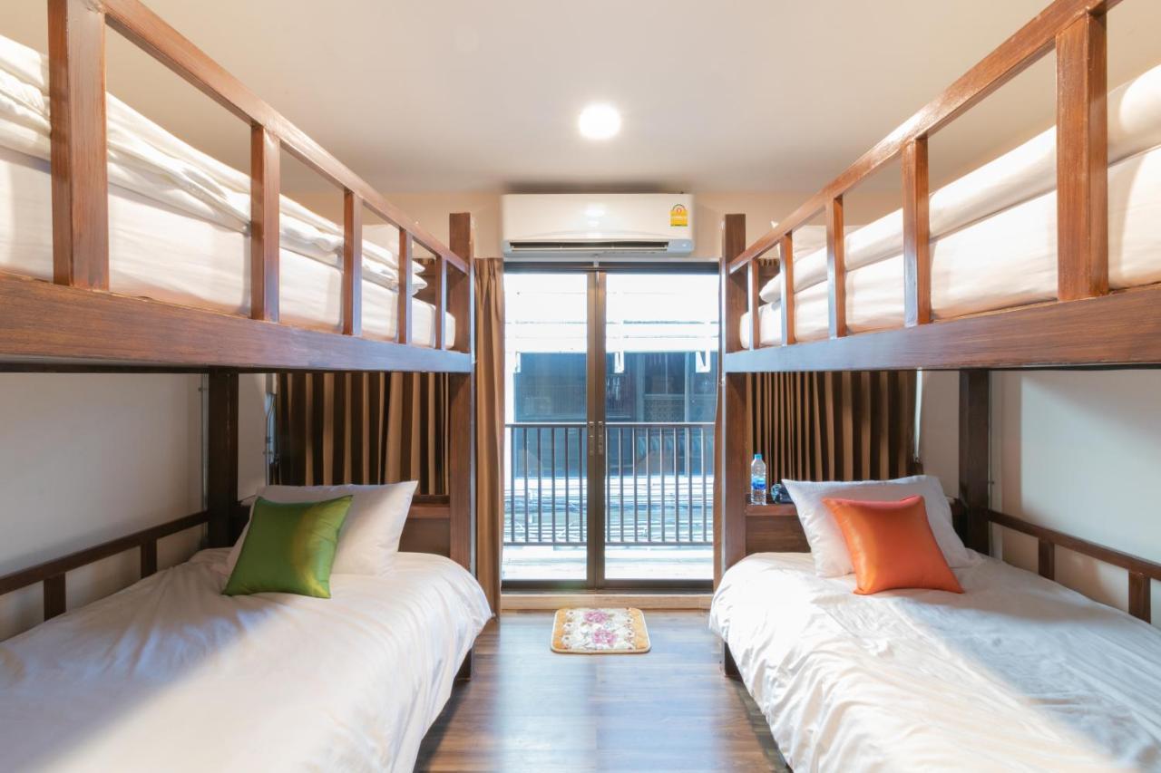 Phobphan Hostel Bangkok Luaran gambar