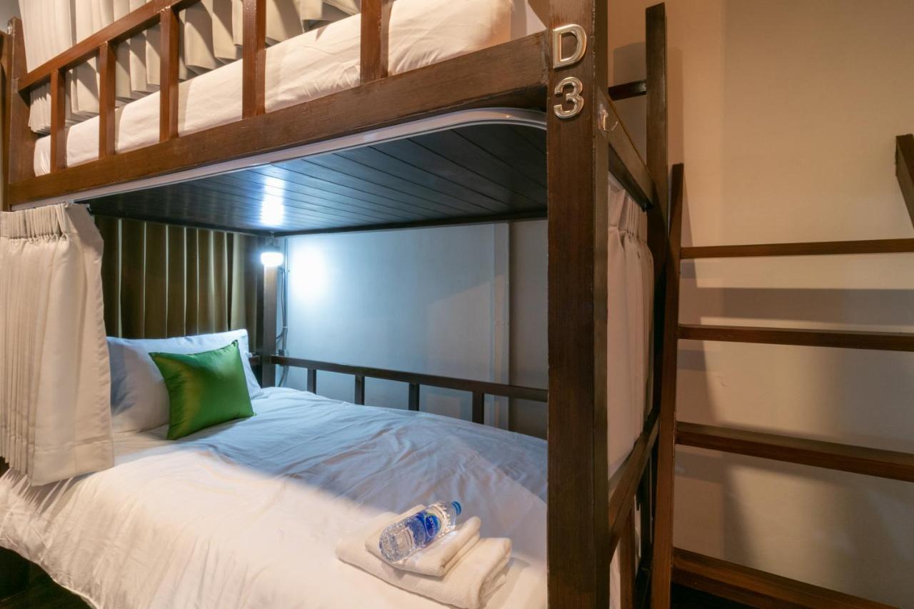 Phobphan Hostel Bangkok Luaran gambar