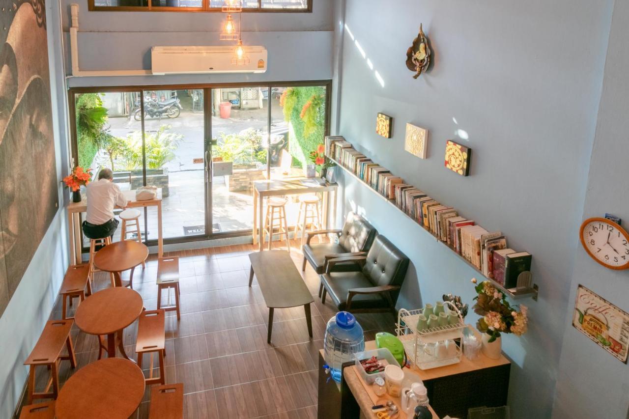 Phobphan Hostel Bangkok Luaran gambar