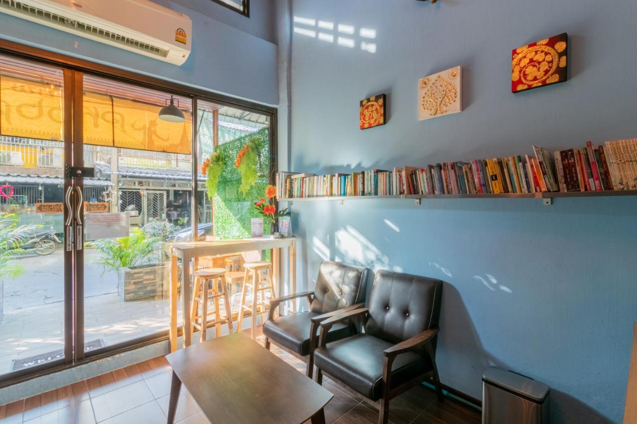 Phobphan Hostel Bangkok Luaran gambar