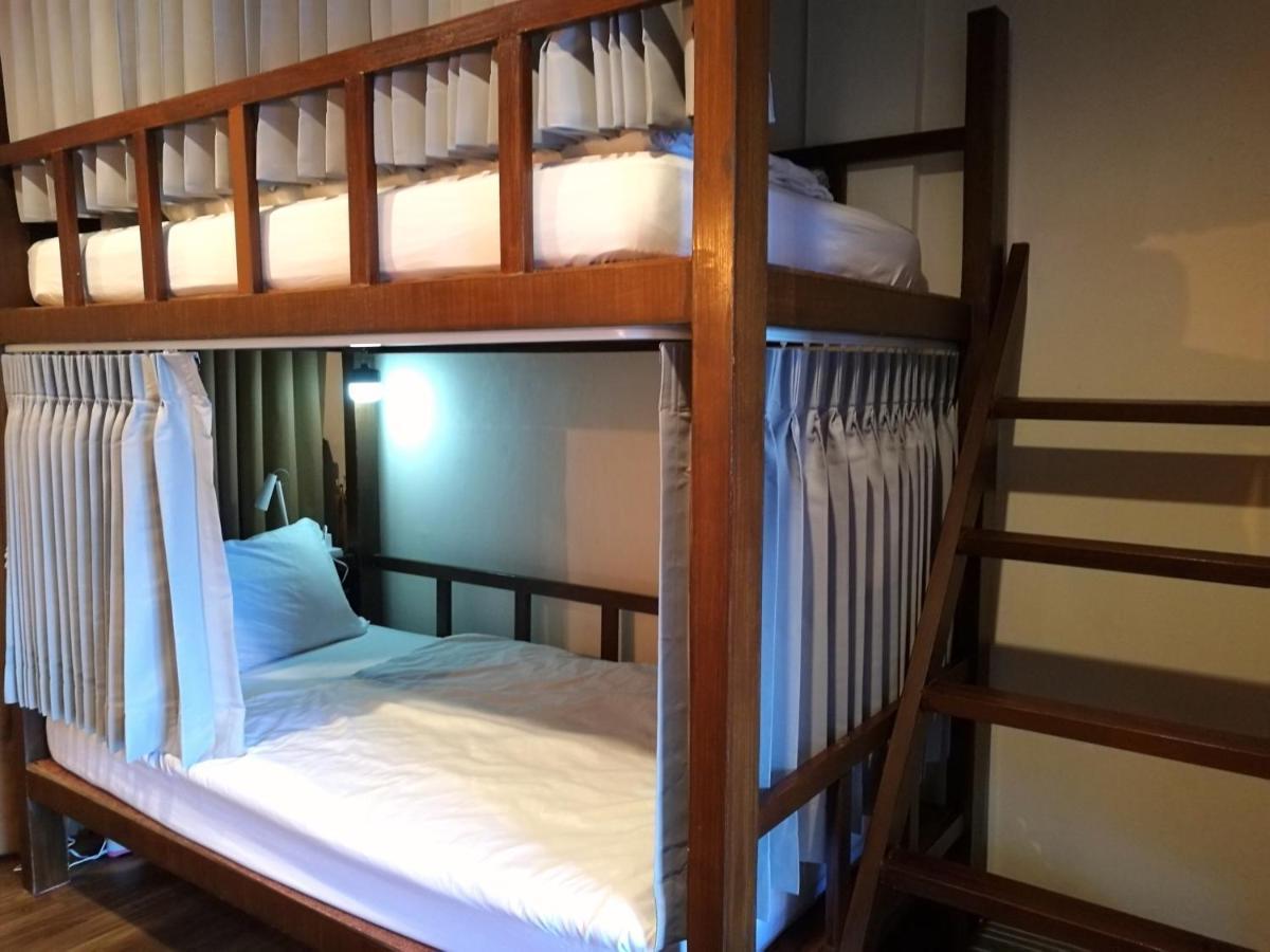 Phobphan Hostel Bangkok Luaran gambar